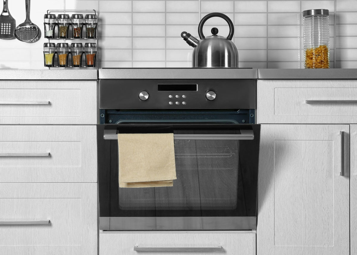 Which Oven is Right For You? The Difference Between Gas, Electric, and  Convection Ovens