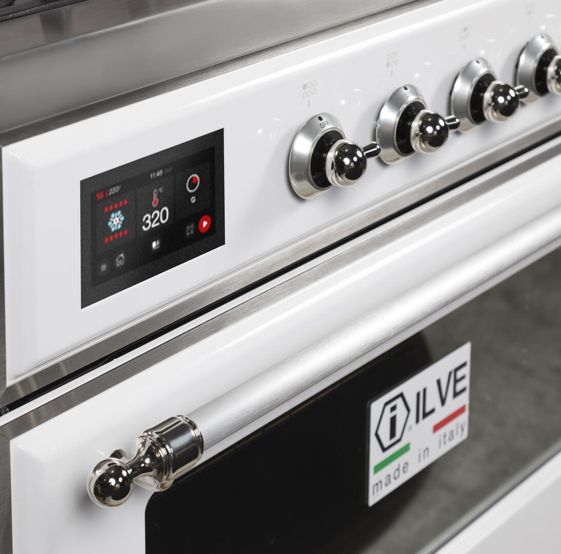 Ilve UM09FDNS3WHC Majestic Ii 36 Inch Dual Fuel Natural Gas Freestanding Range In White With Chrome Trim