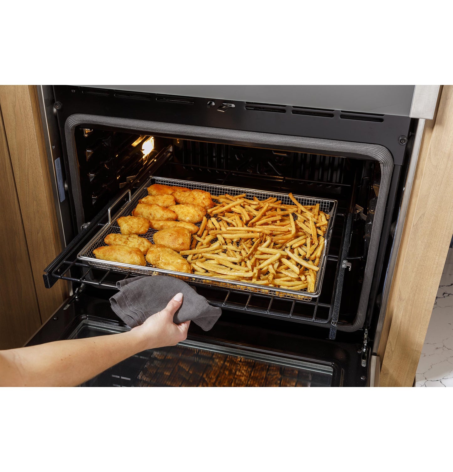 Ge Appliances JXAFTRAY1VSS Air Fry Basket