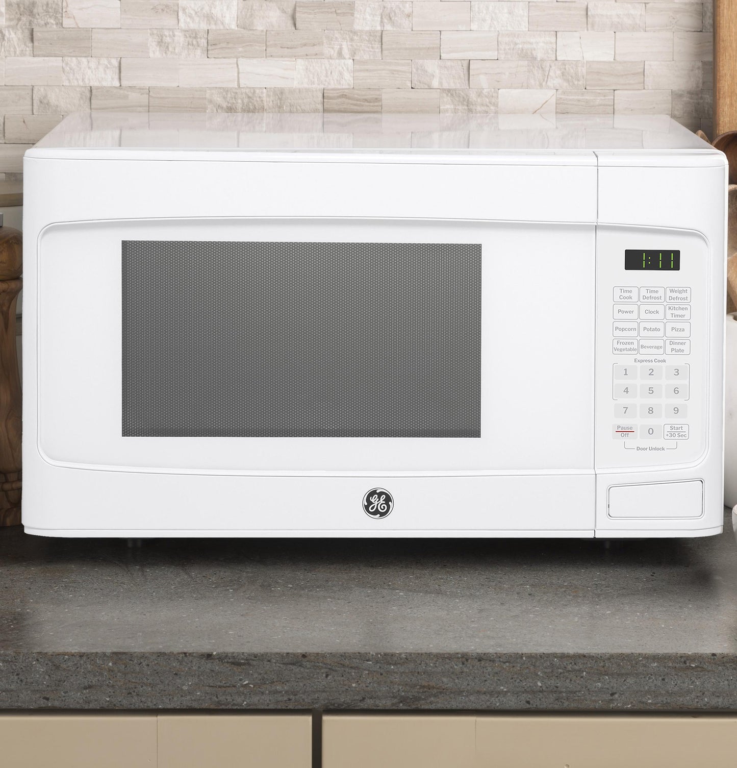 Ge Appliances GCST11N1WWW Ge® 1.1 Cu. Ft. Capacity Countertop Microwave Oven