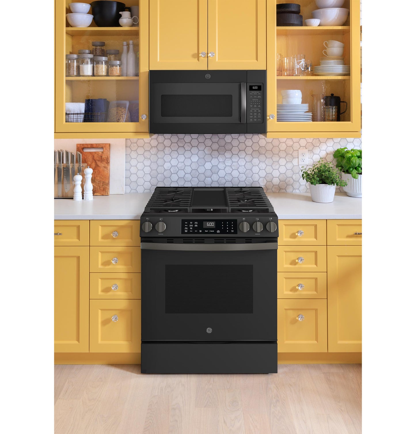 Ge Appliances GGS600AVDS Ge® 30" Slide-In Front-Control Convection Gas Range With No Preheat Air Fry And Easywash&#8482; Oven Tray