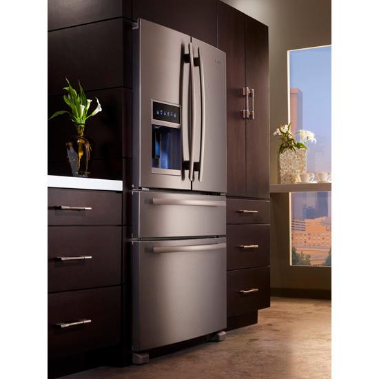 Jennair JFX2597AEP Standard-Depth French Door Refrigerator With External Dispenser, 69"(H)