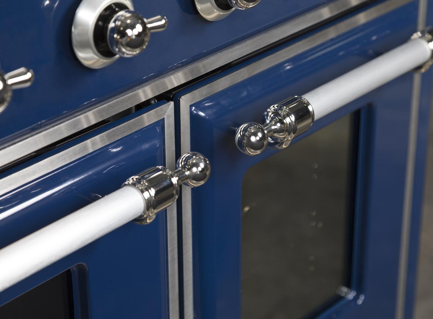 Ilve UM12FDNS3MBCLP Majestic Ii 48 Inch Dual Fuel Liquid Propane Freestanding Range In Blue With Chrome Trim