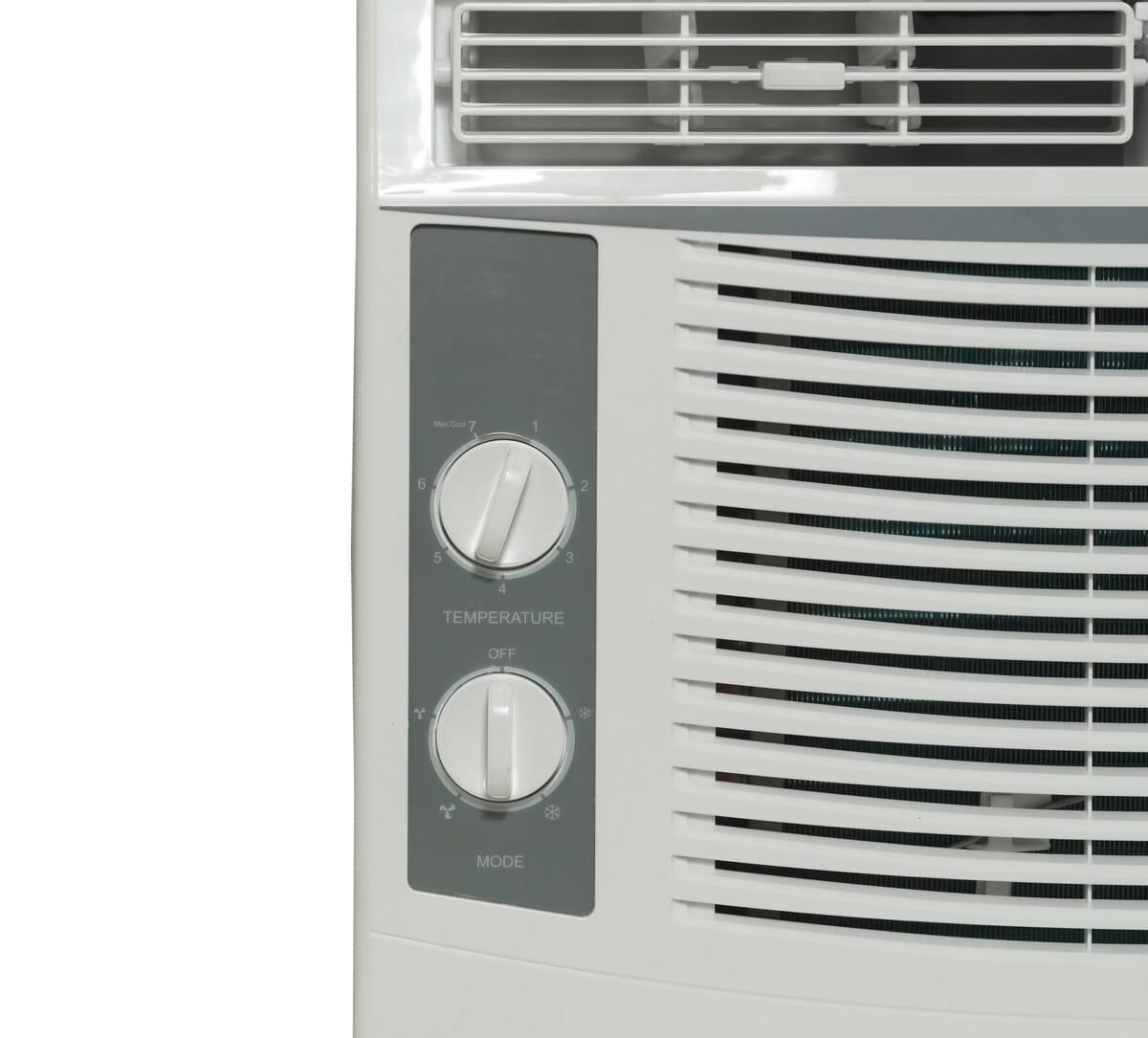 Danby DAC050ME1WDB Danby 5,000 Btu Window Ac In White