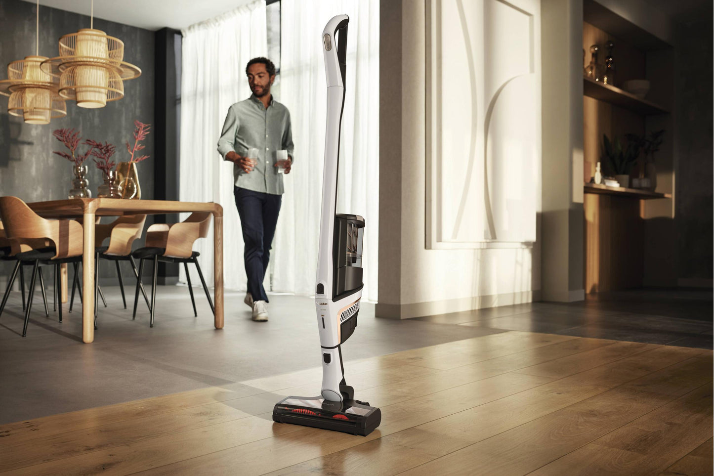 Miele TRIFLEX HX2 LOTUS WHITE Triflex Hx2 - Cordless Stick Vacuum Cleaner Consistently High Suction Power 60 Min Runtime Versatile Cleaning By 3In1 Design