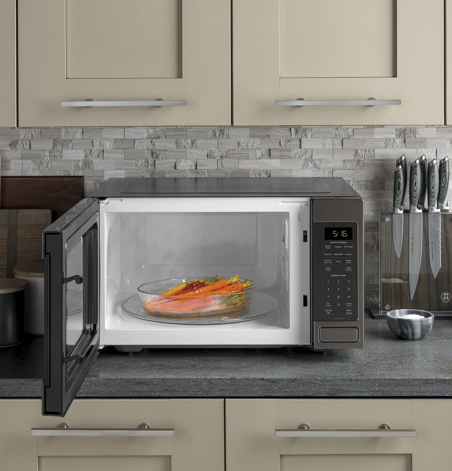 Ge Appliances GCST16S1WTS Ge® 1.6 Cu. Ft. Countertop Microwave Oven