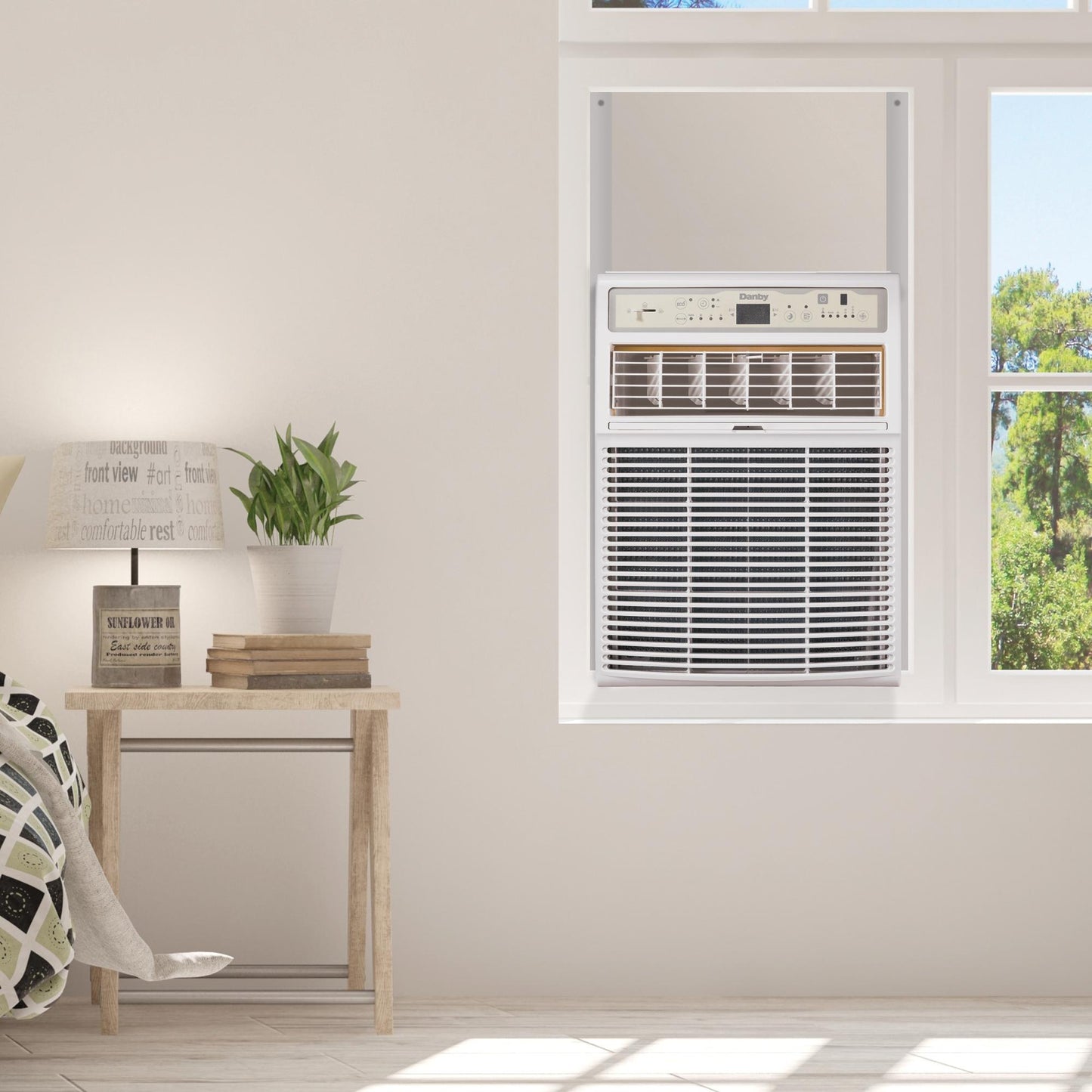 Danby DVAC100B1WDB Danby 10000 Btu Vertical Ac In White