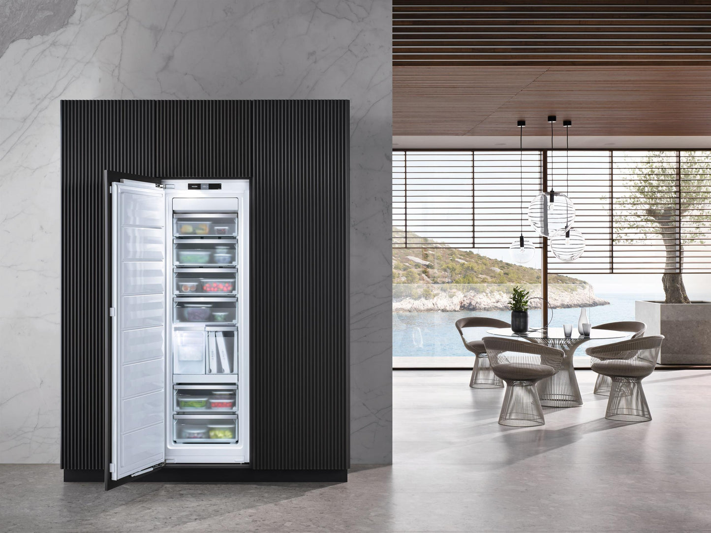 Miele FNS7794E Fns 7794 E - Perfectcool Freezer With Nofrost And 8 Freezer Drawers On Telescopic Runners For Max. Convenience.