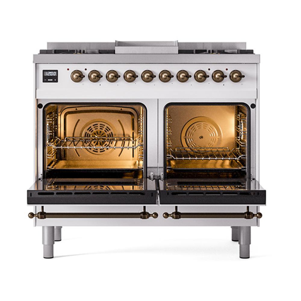 Ilve UND40FQNMPWHB Ilve Und40Fqnmpwhb Nostalgie Ii Noblesse 40" Dual Fuel Range (Natural Gas, Solid Door, White, Burnished)