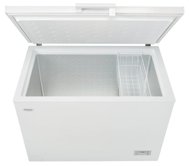 Danby DCFM110B1WDB Danby 11 Cu.Ft Chest Freezer