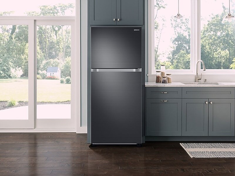 Samsung RT18M6213SG 18 Cu. Ft. Top Freezer Refrigerator With Flexzone&#8482; In Black Stainless Steel