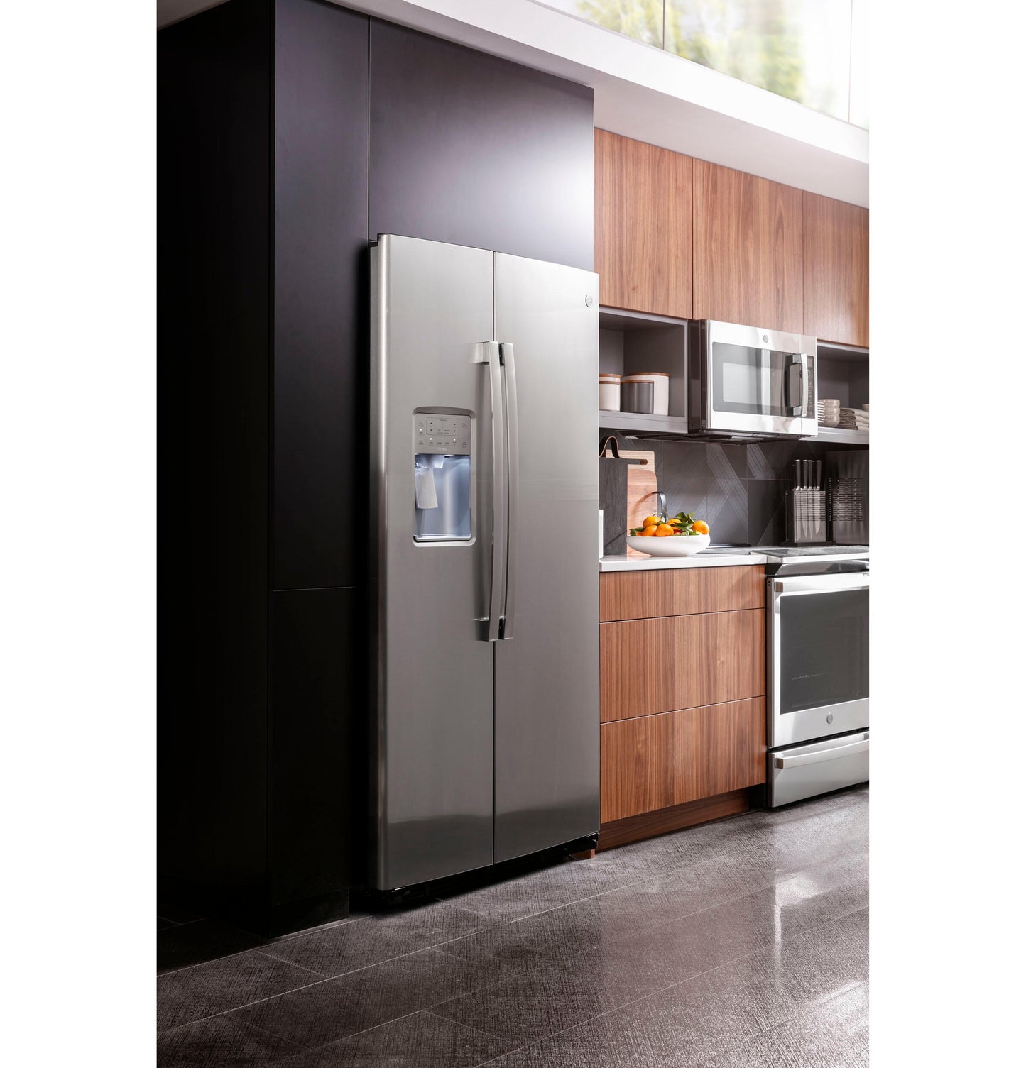 Ge Appliances PSS28KYHFS Ge Profile&#8482; Series 28.2 Cu. Ft. Side-By-Side Refrigerator