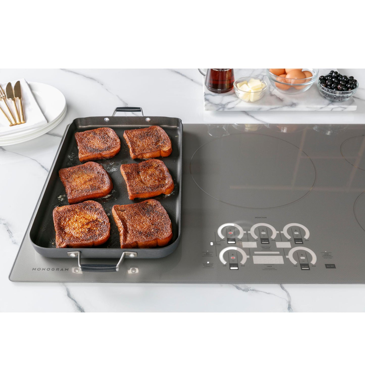 Monogram ZHU30RDTBB Monogram 30" Induction Cooktop