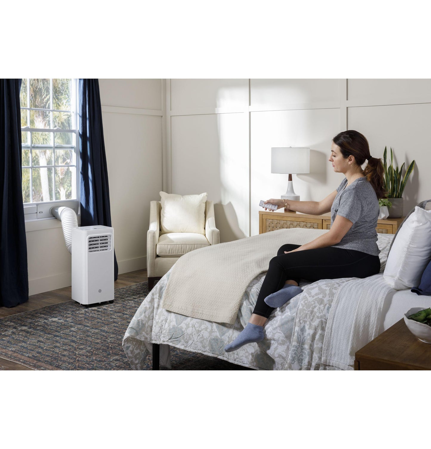 Ge Appliances APFA08YBMW Ge® 8,000 Btu Portable Air Conditioner For Small Rooms Up To 150 Sq Ft. (5,300 Btu Sacc)