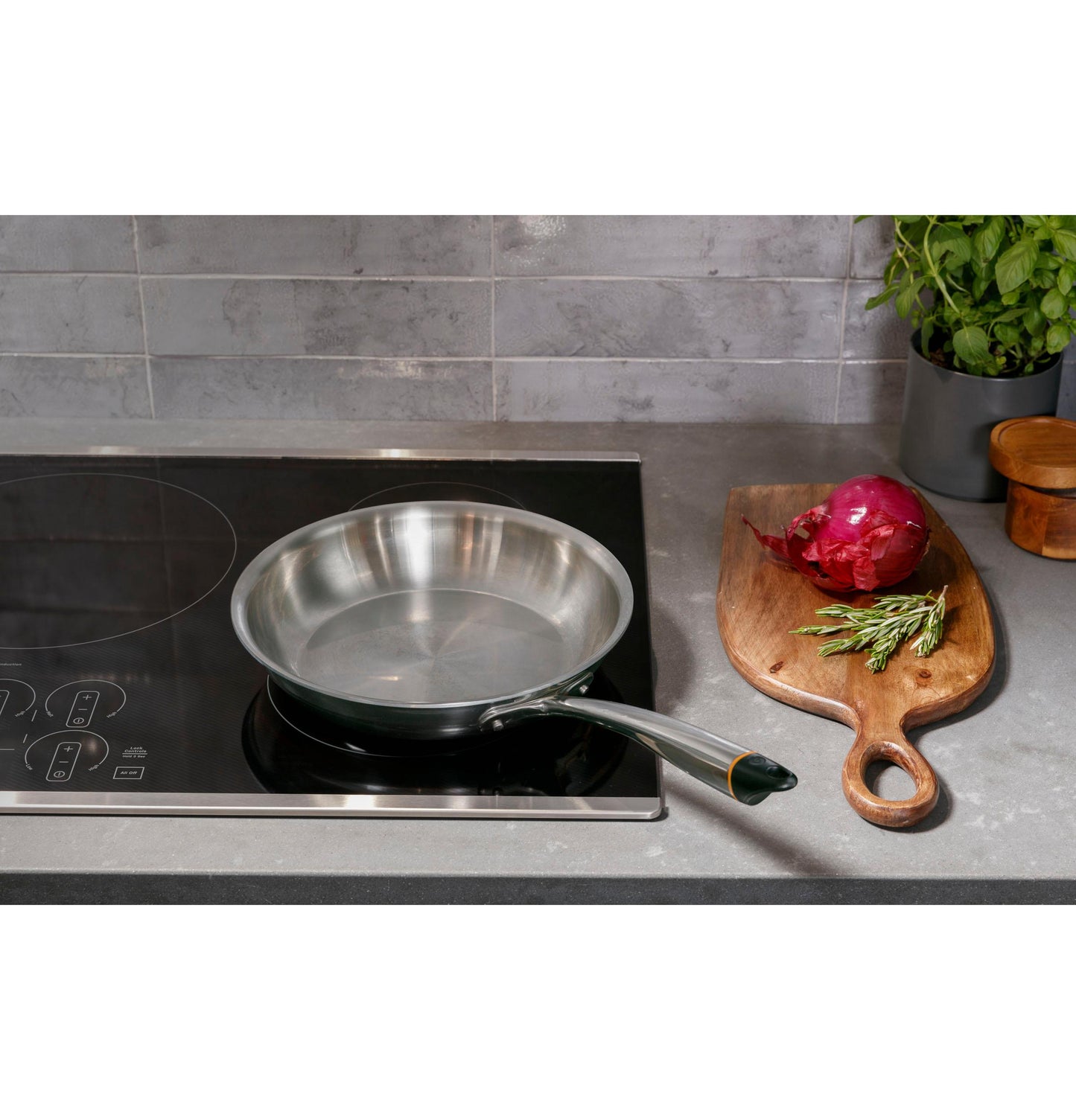 Ge Appliances PHP9036DTBB Ge Profile&#8482; 36" Built-In Touch Control Induction Cooktop