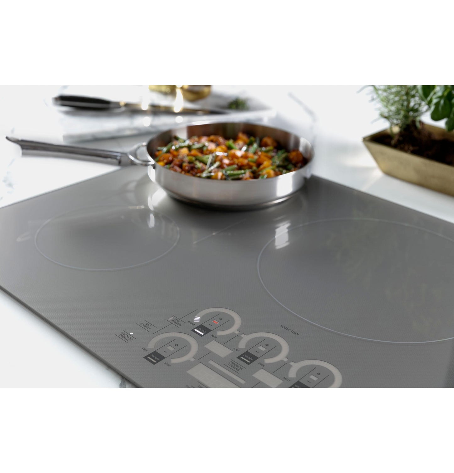 Monogram ZHU36RDTBB Monogram 36" Induction Cooktop