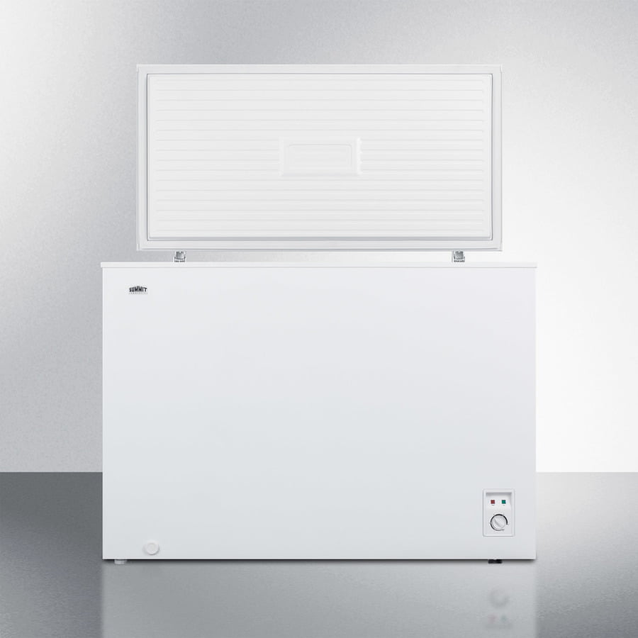 Summit WCH09W 9 Cu.Ft. Residential Chest Freezer In White