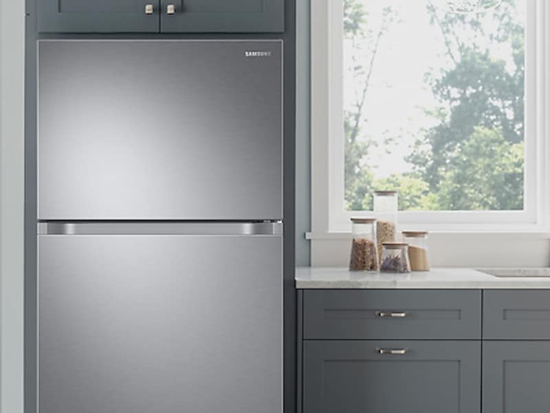 Samsung RT21M6213SR 21 Cu. Ft. Top Freezer Refrigerator With Flexzone&#8482; In Stainless Steel