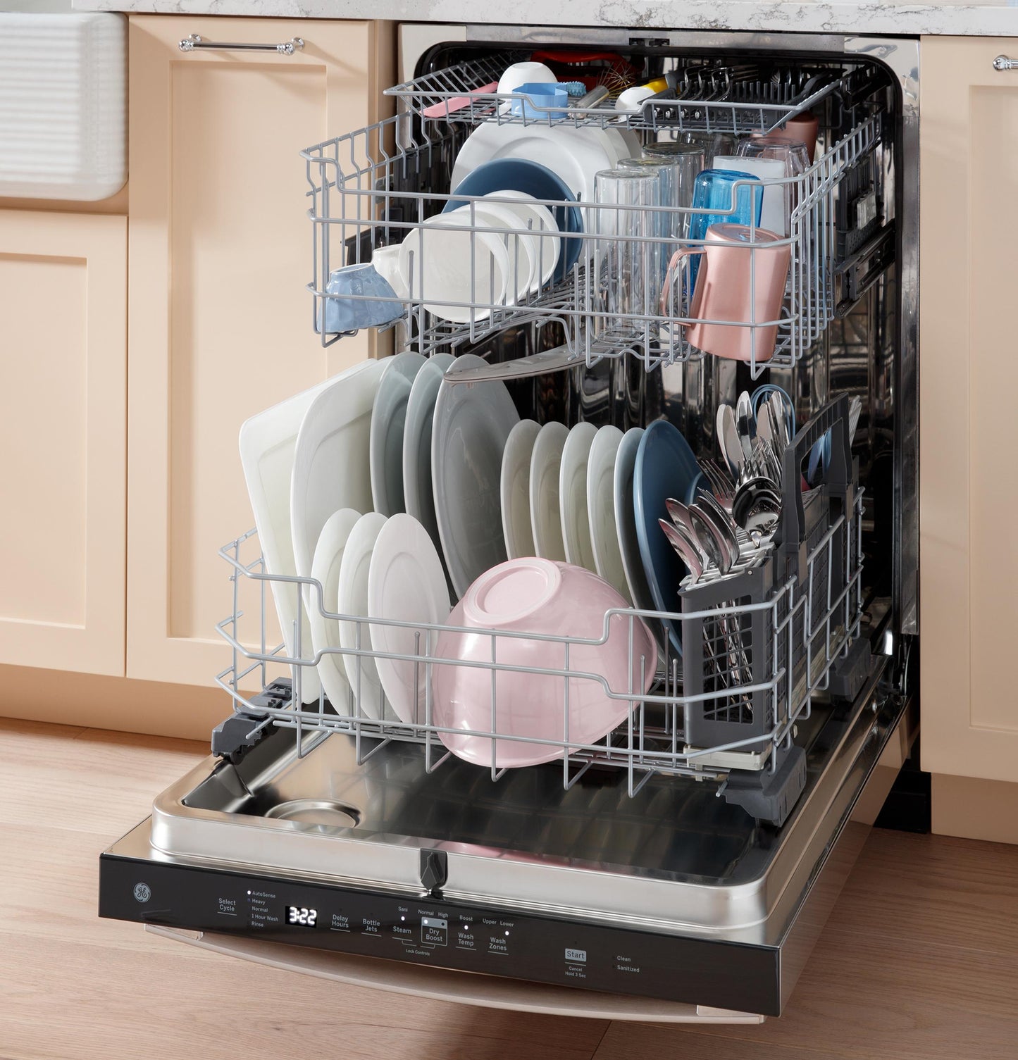 Ge Appliances GDT670SMVES Ge® Top Control With Stainless Steel Interior Dishwasher With Sanitize Cycle