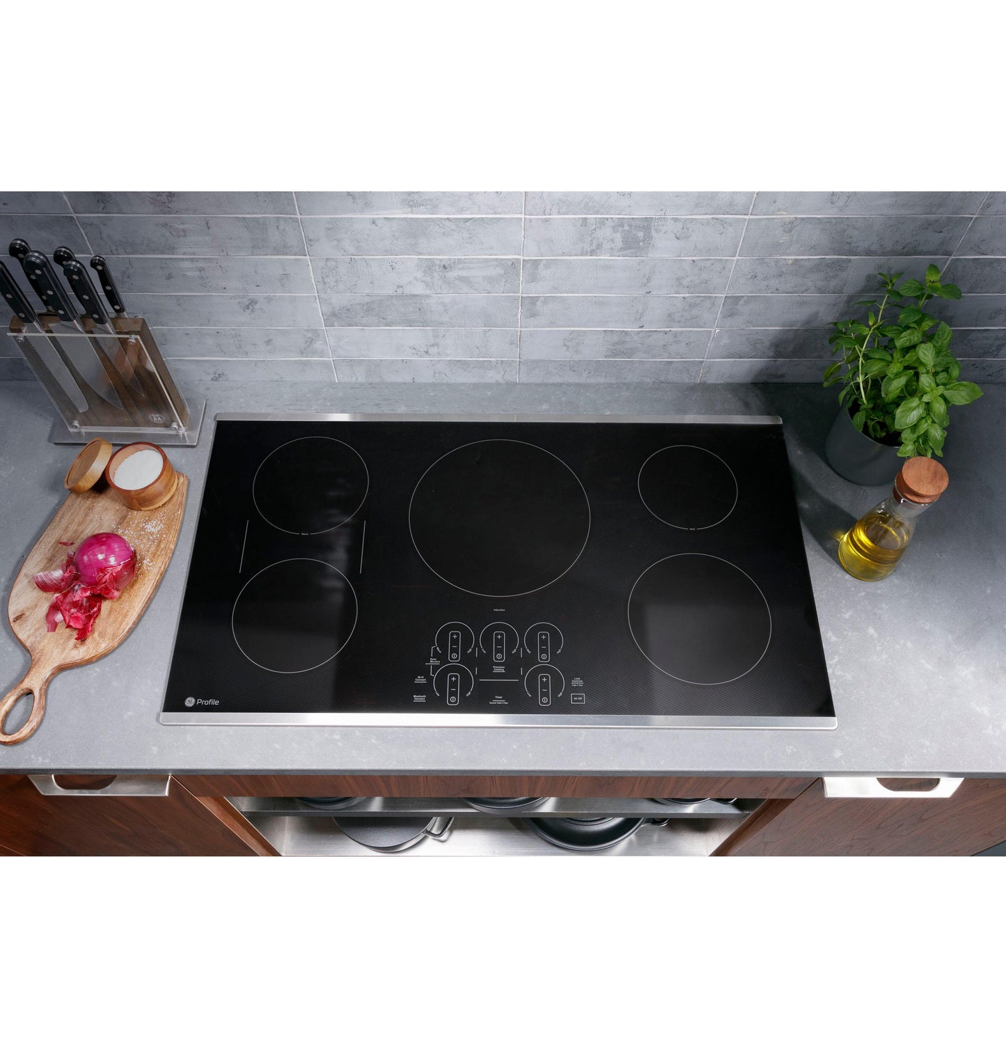 Ge Appliances PHP9036DTBB Ge Profile&#8482; 36" Built-In Touch Control Induction Cooktop