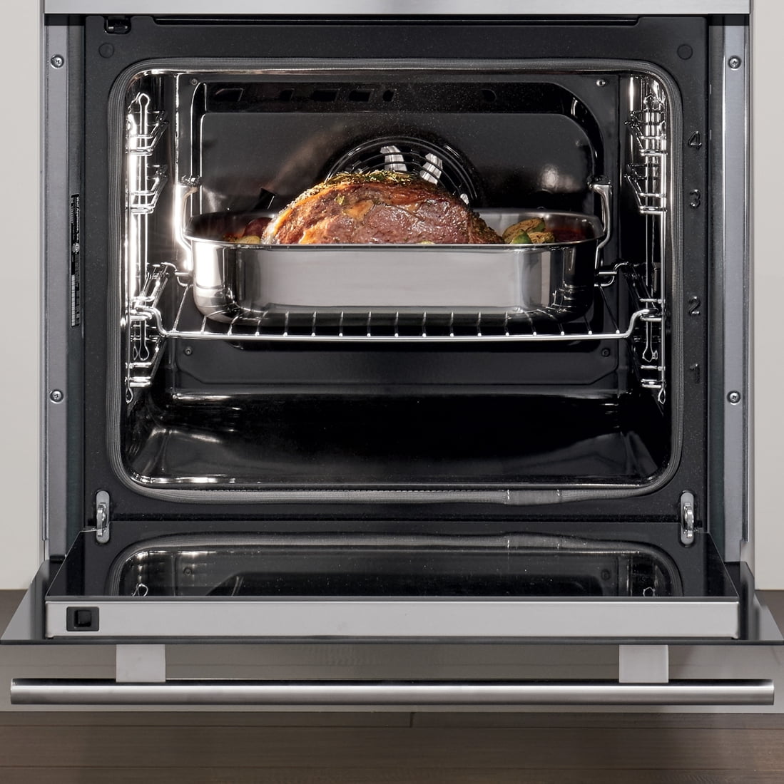 Wolf SO24TESTH 24" E Series Transitional Built-In Single Oven