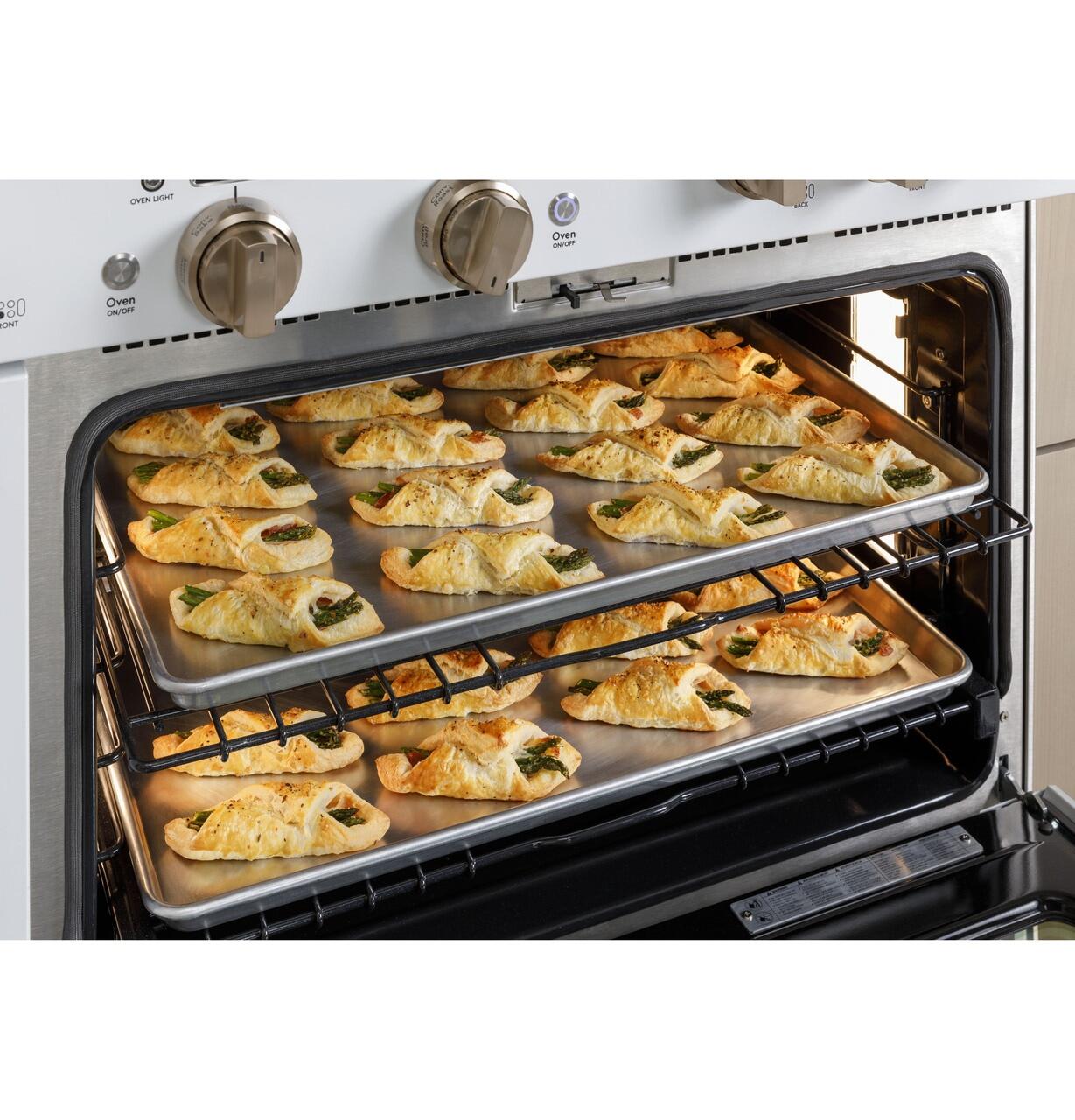 Cafe C2Y486P4TW2 Café&#8482; 48" Smart Dual-Fuel Commercial-Style Range With 6 Burners And Griddle (Natural Gas)