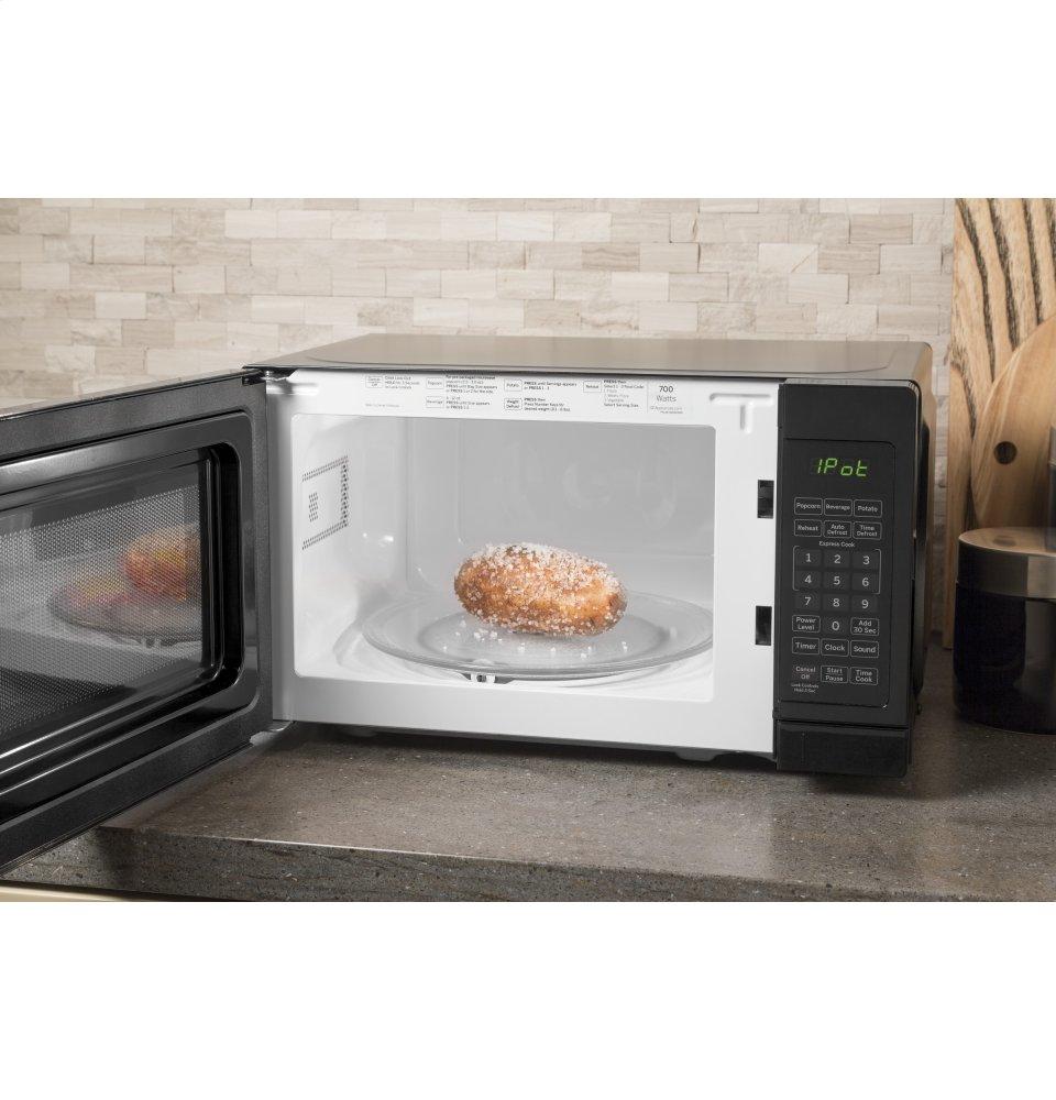 Ge Appliances JES1072DMBB Ge® 0.7 Cu. Ft. Capacity Countertop Microwave Oven