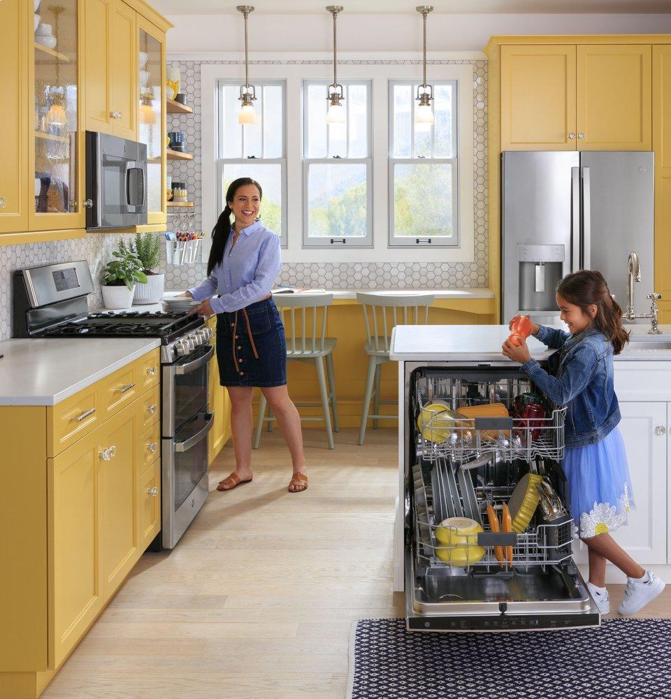 Ge Spacesaver microwave - build-in - Transitional - Kitchen